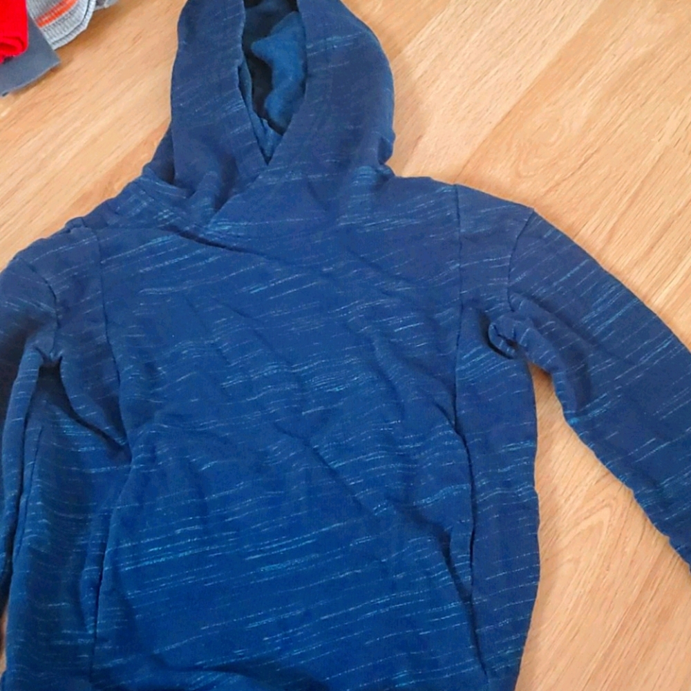 3 sweatshirts